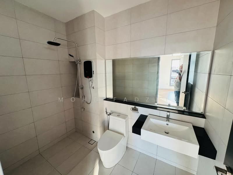 2-storey Terraced House for Sale in Elmina (Shah Alam) - Mohd Fadzli - Bathroom - PropertyGuru.com.my