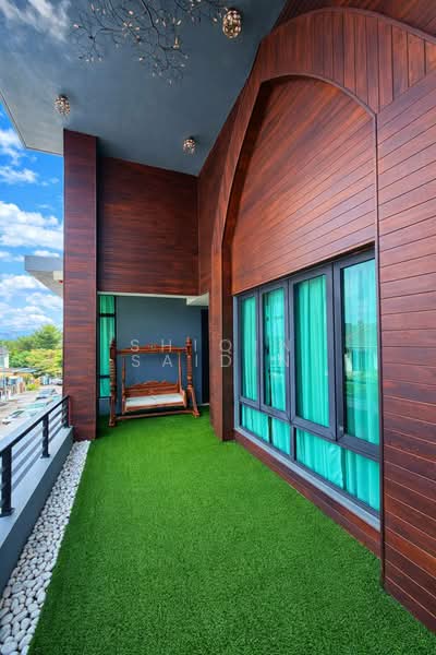 Rumah Banglo untuk Dijual di Saujana Villa (Kajang) - Shiqin Saidin - Balcony - PropertyGuru.com.my