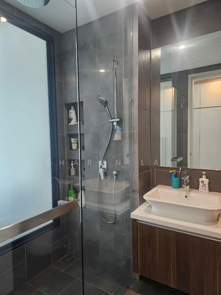 Service Residence for Rent at Ativo Suites @ Damansara Avenue - Sharon Lai - Bathroom - PropertyGuru.com.my