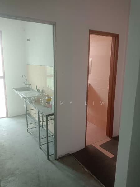 Office for Sale in Petaling Jaya (Selangor) - Tommy Lim - Kitchen - PropertyGuru.com.my