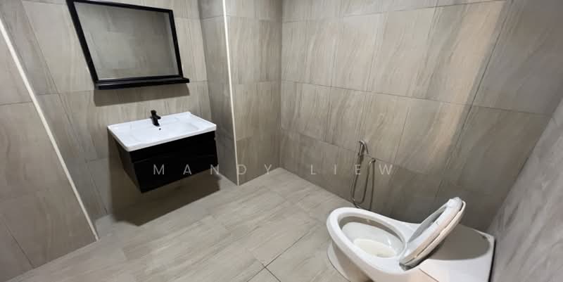 Shop / Office for Sale in KL City Centre (Kuala Lumpur) - Mandy Liew - Bathroom - PropertyGuru.com.my