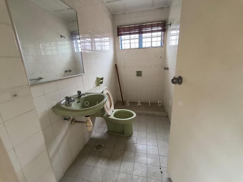 Rumah Banglo untuk Dijual di Damansara Heights (Kuala Lumpur) - Shiqin Saidin - Bathroom - PropertyGuru.com.my