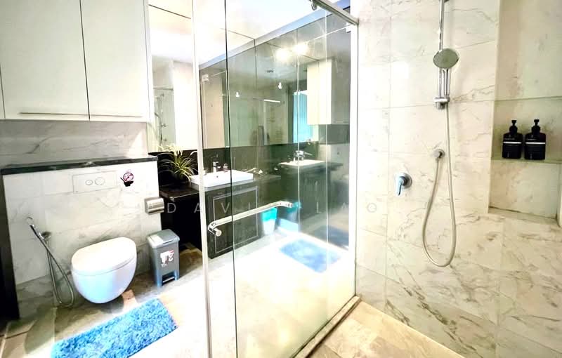 Servis Apartment untuk Disewa di The Face Suites (Platinum Suites) - David Lao - Bathroom - PropertyGuru.com.my