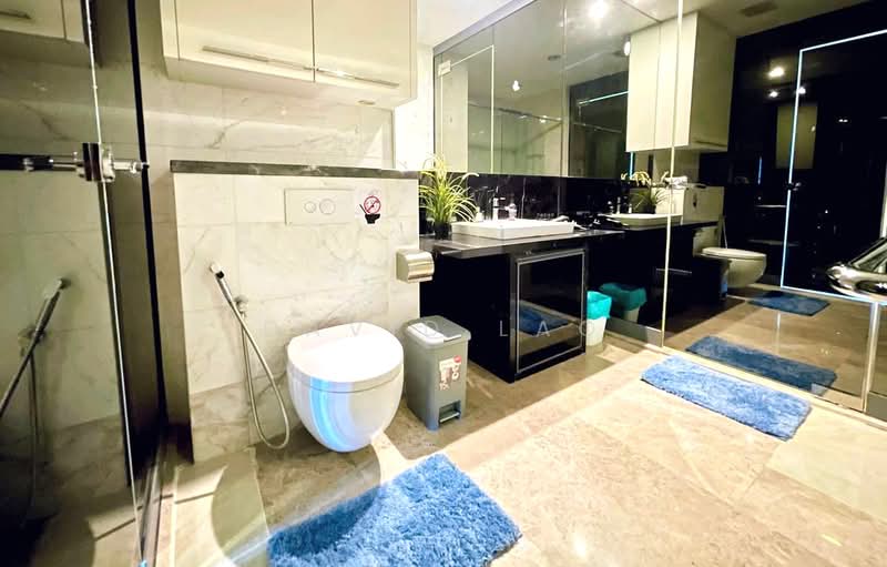 Servis Apartment untuk Disewa di The Face Suites (Platinum Suites) - David Lao - Bathroom - PropertyGuru.com.my