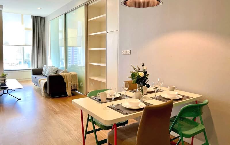 Servis Apartment untuk Disewa di The Face Suites (Platinum Suites) - David Lao - Living Room - PropertyGuru.com.my