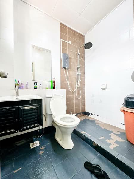 2-storey Terraced House for Sale in Bandar Puteri Klang (Klang) - Faliyana binti Muda - PropertyGuru.com.my