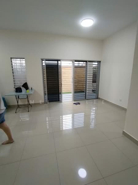2-storey Terraced House for Sale in Taman Vista Hill (Cheras) - Mei SM Lee - Vista Hill Living Room - PropertyGuru.com.my