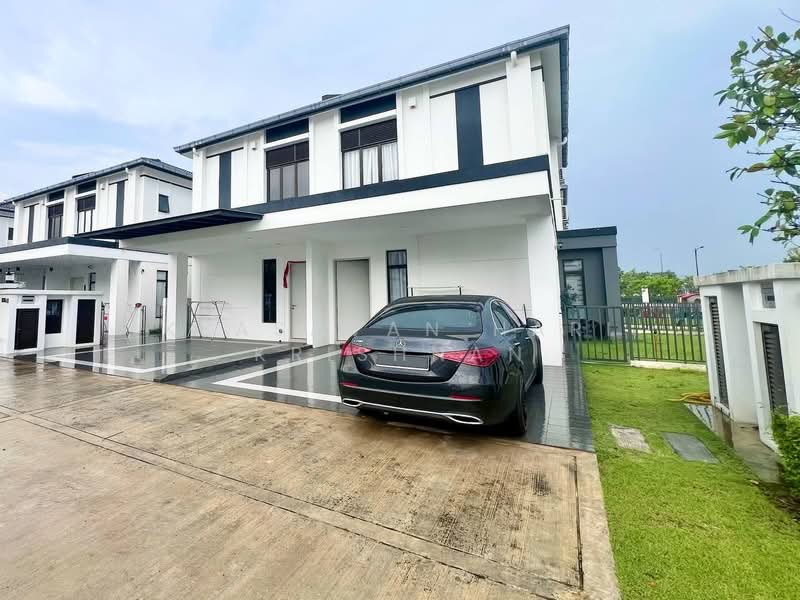 Rumah Teres untuk Dijual di Eco Grandeur (Puncak Alam) - Keasavan Hari Krishnan - Exterior - PropertyGuru.com.my