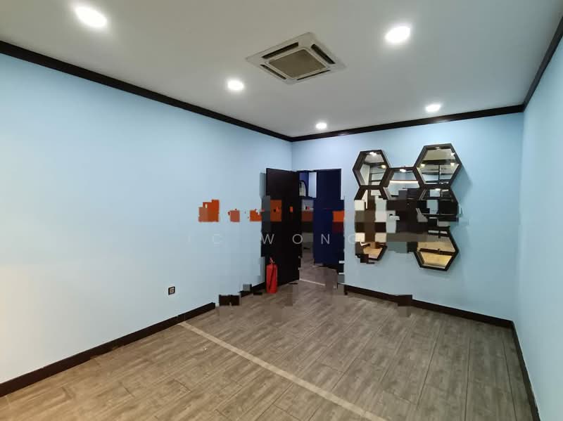 Kedai / Pejabat untuk Dijual di Kelana Jaya (Petaling Jaya) - FC Wong - Plaza Glomac Ground Floor Shop - PropertyGuru.com.my