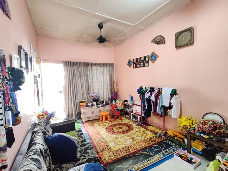 1-storey Terraced House for Sale in Taman Bukit Mewah (Kajang) - Helen Wan - Living Room - PropertyGuru.com.my