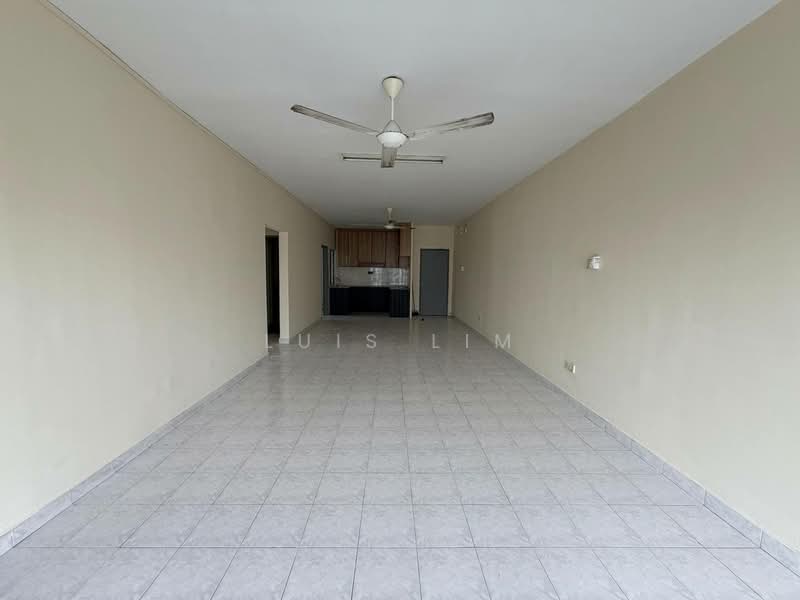 Pangsapuri untuk Dijual di Bistari Impian Apartment - Luis Lim - Living Room - PropertyGuru.com.my