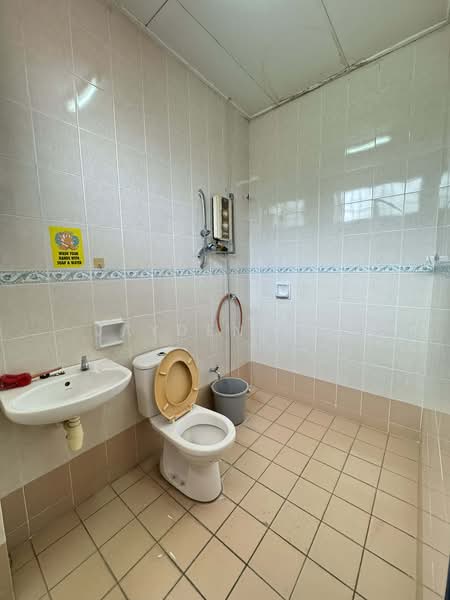 Terraced House for Sale in Bandar Puteri Puchong (Puchong) - Jayden Lee - Bathroom - PropertyGuru.com.my