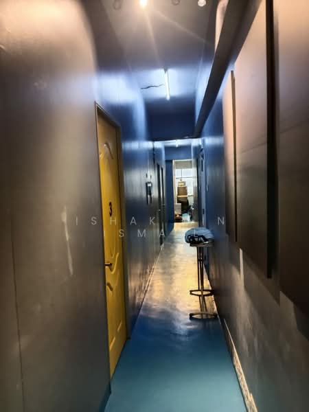 Kedai / Pejabat untuk Dijual di Setapak (Kuala Lumpur) - Ishak Bin Ismail - Corridor - PropertyGuru.com.my