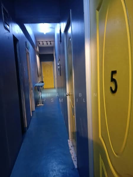 Kedai / Pejabat untuk Dijual di Setapak (Kuala Lumpur) - Ishak Bin Ismail - Corridor - PropertyGuru.com.my