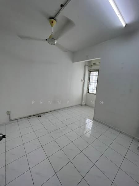 Apartment for Rent at Teratai Mewah Apartment Block 15,17,19,21 - Penny Ang - Interior - PropertyGuru.com.my