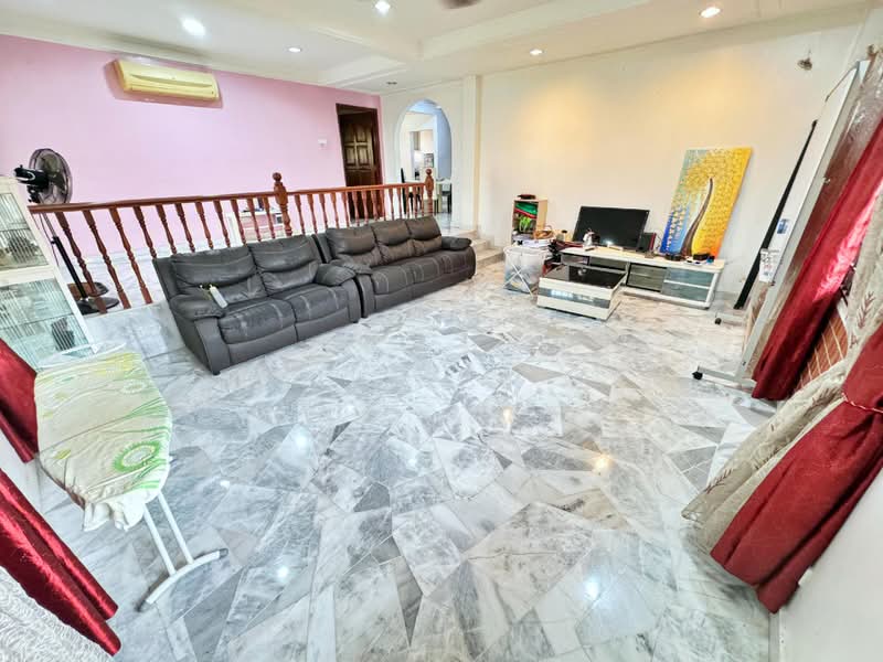 Rumah Teres 2-Tingkat untuk Dijual di Bandar Baru Sungai Long (Kajang) - Shiqin Saidin - Living Room - PropertyGuru.com.my