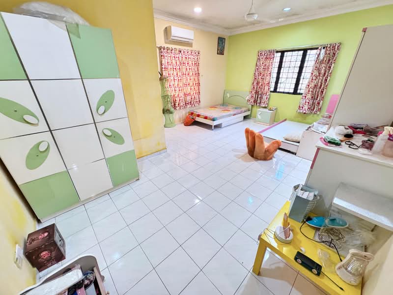 Rumah Teres 2-Tingkat untuk Dijual di Bandar Baru Sungai Long (Kajang) - Shiqin Saidin - Bedroom - PropertyGuru.com.my