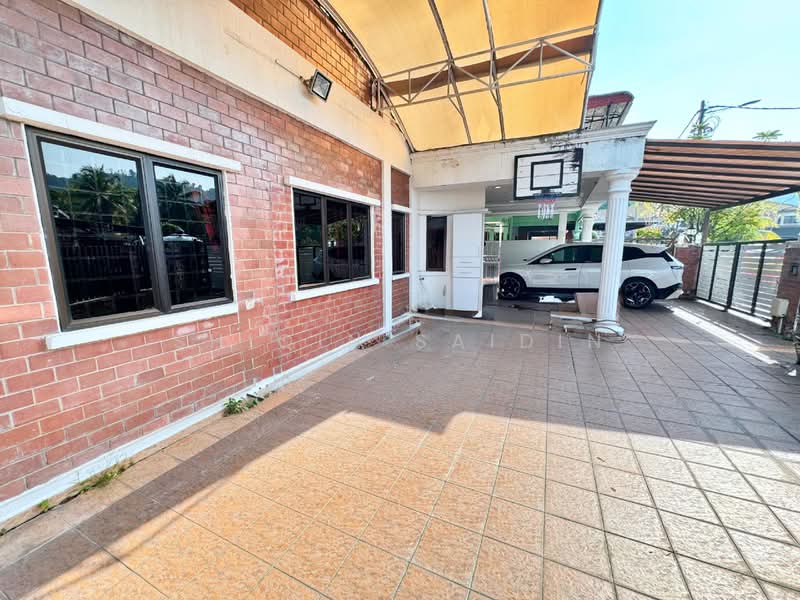 Rumah Teres 2-Tingkat untuk Dijual di Bandar Baru Sungai Long (Kajang) - Shiqin Saidin - Exterior - PropertyGuru.com.my