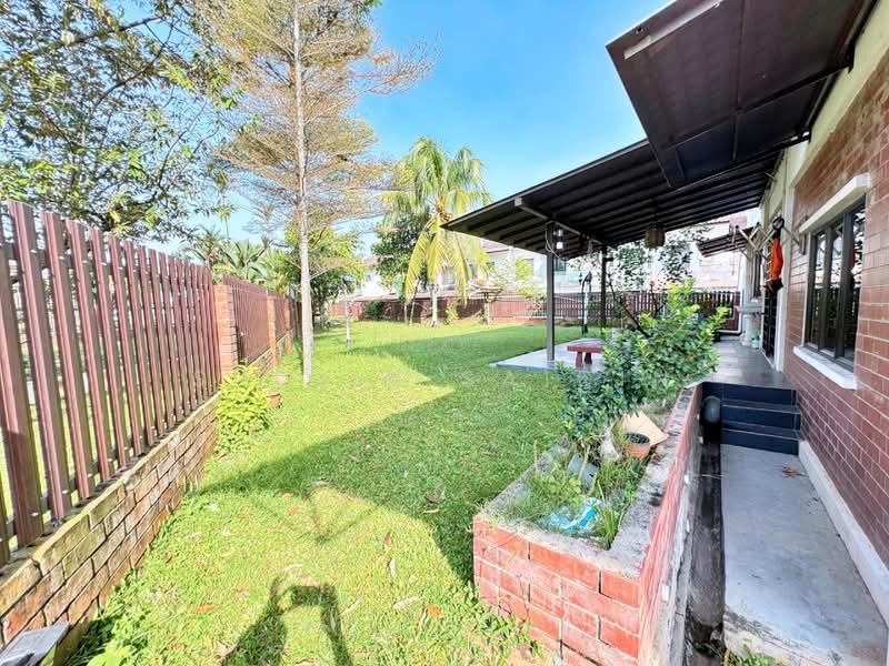 Rumah Teres 2-Tingkat untuk Dijual di Bandar Baru Sungai Long (Kajang) - Shiqin Saidin - Exterior - PropertyGuru.com.my