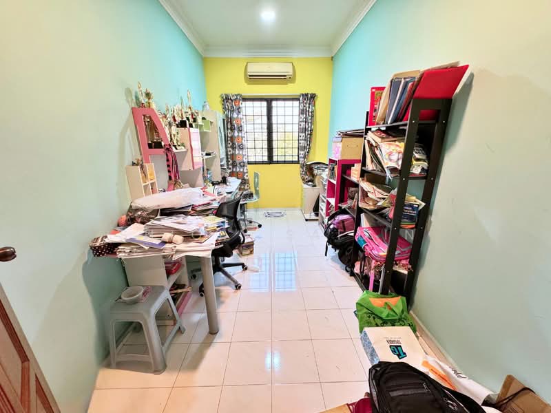 Rumah Teres 2-Tingkat untuk Dijual di Bandar Baru Sungai Long (Kajang) - Shiqin Saidin - Study - PropertyGuru.com.my
