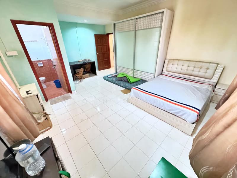 Rumah Teres 2-Tingkat untuk Dijual di Bandar Baru Sungai Long (Kajang) - Shiqin Saidin - Bedroom - PropertyGuru.com.my