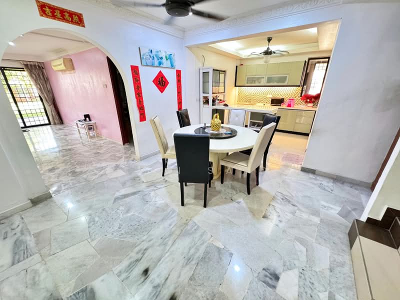 Rumah Teres 2-Tingkat untuk Dijual di Bandar Baru Sungai Long (Kajang) - Shiqin Saidin - Dining Room - PropertyGuru.com.my