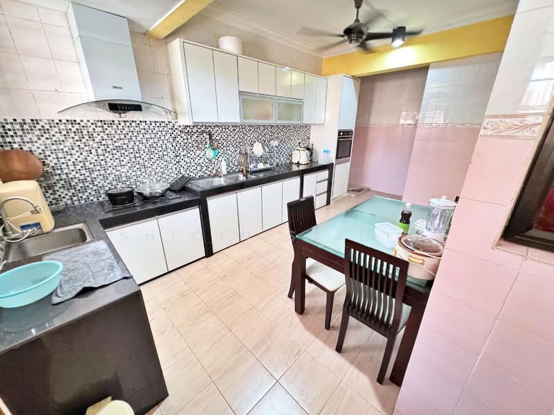 Rumah Teres 2-Tingkat untuk Dijual di Bandar Baru Sungai Long (Kajang) - Shiqin Saidin - Kitchen - PropertyGuru.com.my
