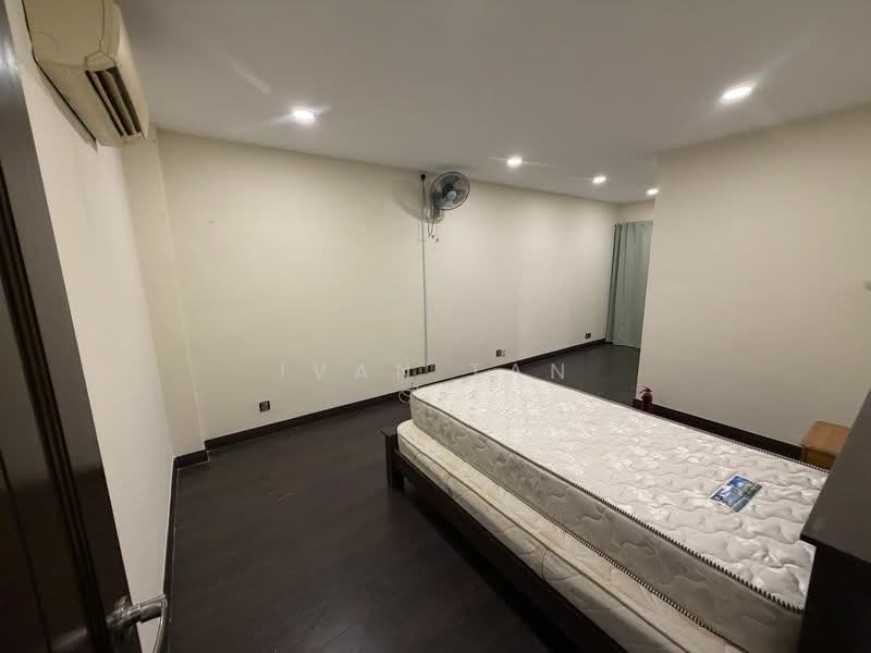 2-storey Terraced House for Rent in SS2 (Petaling Jaya) - Ivan Tan - Bedroom - PropertyGuru.com.my