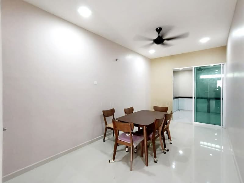 2-storey Terraced House for Rent in Taman Pengkalan Barat (Ipoh) - Qazin Khoo - Dining Room - PropertyGuru.com.my