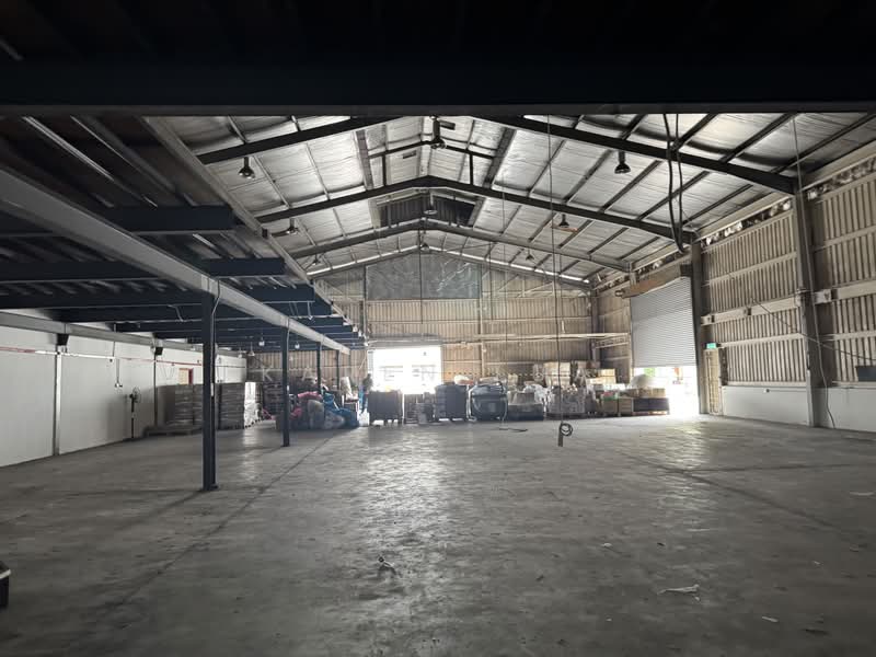 Warehouse for Rent in Seksyen 51 (Petaling Jaya) - Karen Lua - Interior - PropertyGuru.com.my