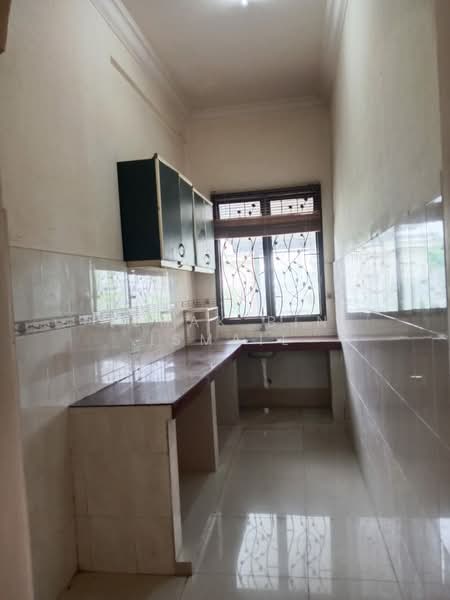 Rumah Banglo untuk Dijual di Cemerlang Heights (Gombak) - Ishak Bin Ismail - Kitchen - PropertyGuru.com.my