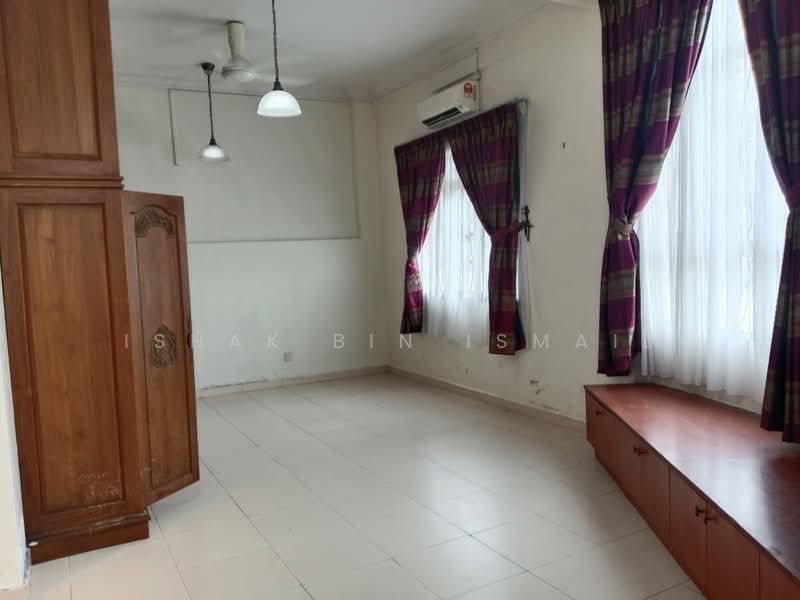 Rumah Banglo untuk Dijual di Cemerlang Heights (Gombak) - Ishak Bin Ismail - Interior - PropertyGuru.com.my