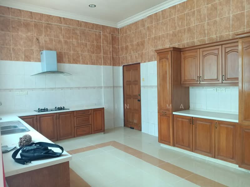 Rumah Banglo untuk Dijual di Cemerlang Heights (Gombak) - Ishak Bin Ismail - Kitchen - PropertyGuru.com.my