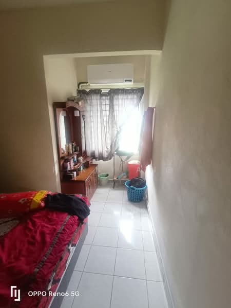 Pangsapuri untuk Dijual di Teratai Mewah Apartment Block 15,17,19,21 - Penny Ang - Bedroom - PropertyGuru.com.my