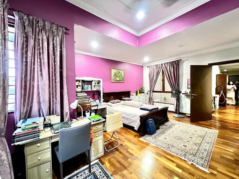 Rumah Teres untuk Dijual di Bukit Jelutong (Shah Alam) - Nahathir Shahabudin - Bedroom - PropertyGuru.com.my