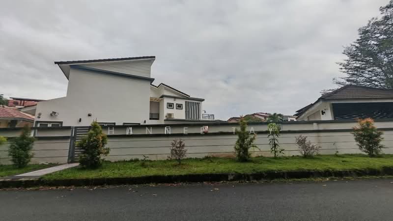 Semi-Detached House for Sale in Bandar Putra Permai (Seri Kembangan) - Hannee Tay - Exterior - PropertyGuru.com.my