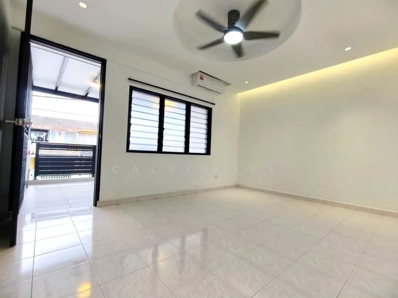 2-storey Terraced House for Sale in Bandar Baru Permas Jaya (Permas Jaya) - Calvin Lee - PropertyGuru.com.my