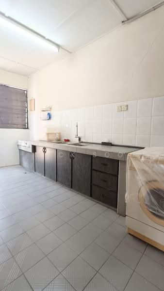 2-storey Terraced House for Sale in Bukit Rahman Putra (Sungai Buloh) - Jack Soo - Kitchen - PropertyGuru.com.my