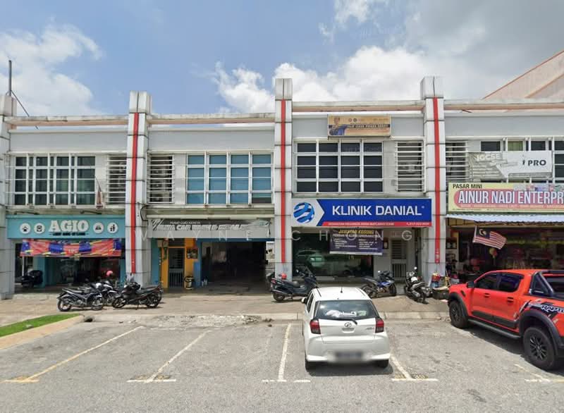 Shop for Sale in U12, Taman Cahaya Alam (Shah Alam) - Wayne Chong - Exterior - PropertyGuru.com.my