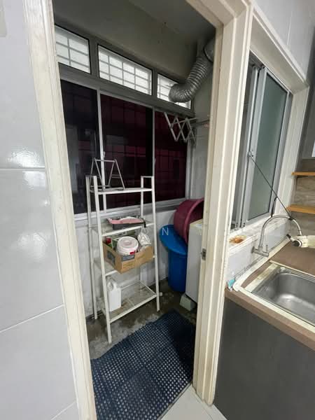 Apartment for Rent at Pangsapuri Sri Kemuning - Jackson Yeoh - Balcony - PropertyGuru.com.my