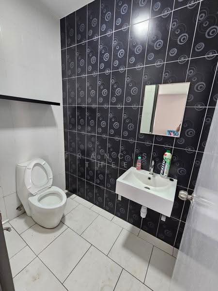 Semi-Detached House for Sale in Taman Saujana Suria (Kajang) - Francis Thee - PropertyGuru.com.my