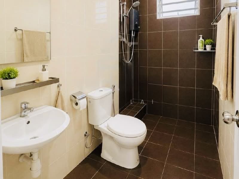 3-storey Terraced House for Sale in Butterworth (Penang) - Kent Lai - Bathroom - PropertyGuru.com.my