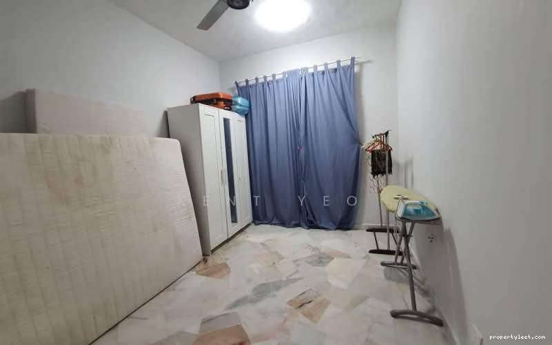 Rumah Bandar untuk Dijual di Taman Bukit Teratai (Ampang) - Kent Yeo - Bedroom - PropertyGuru.com.my