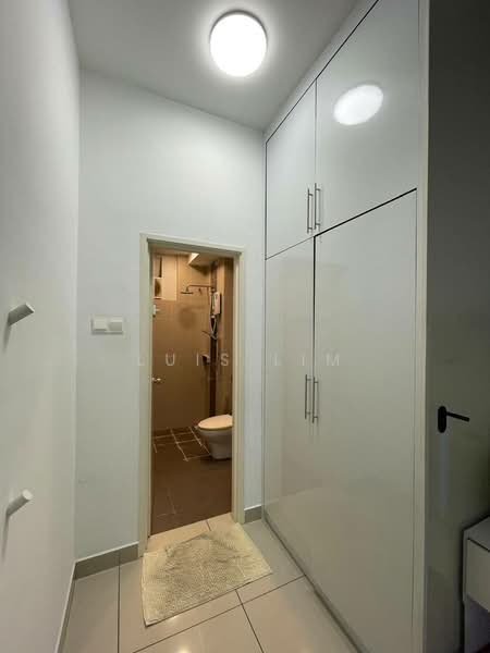 Apartment for Sale at D'Rich Executive Suites - Luis Lim - Bathroom - PropertyGuru.com.my