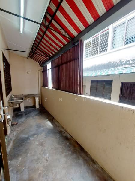 2-storey Terraced House for Sale in Taman Song Choon (Ipoh) - Qazin Khoo - Balcony - PropertyGuru.com.my