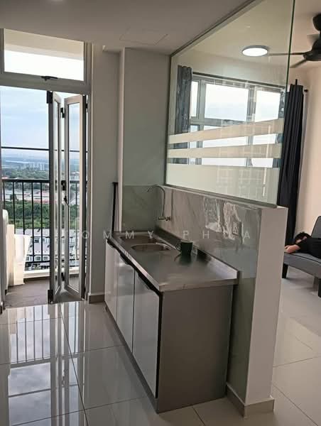 Service Residence for Rent at Midas @ Seri Alam - Tommy Phua - Kitchen - PropertyGuru.com.my