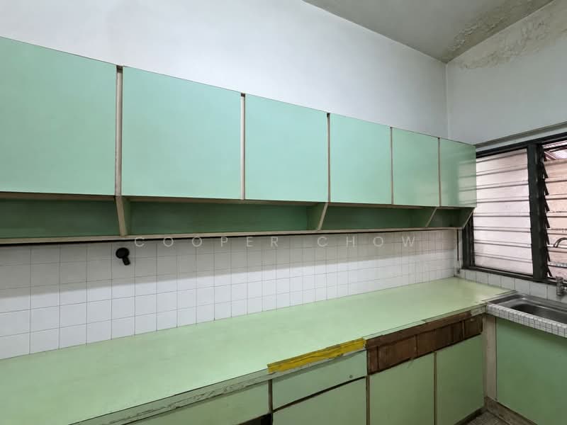 Rumah Teres 2 Tingkat untuk Dijual di SS 21, Damansara Utama (Petaling Jaya) - Cooper Chow - Kitchen - PropertyGuru.com.my
