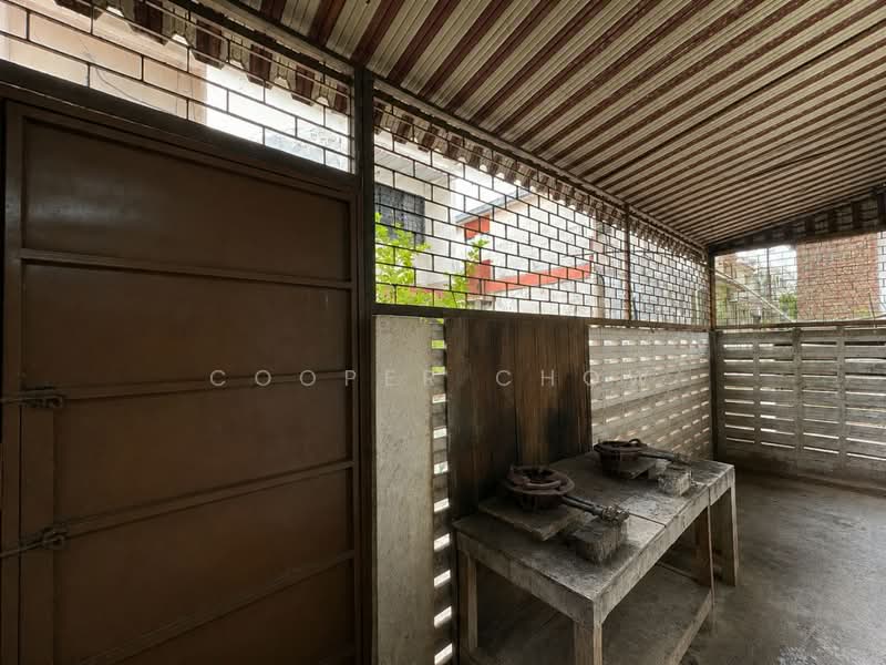 Rumah Teres 2 Tingkat untuk Dijual di SS 21, Damansara Utama (Petaling Jaya) - Cooper Chow - Exterior - PropertyGuru.com.my