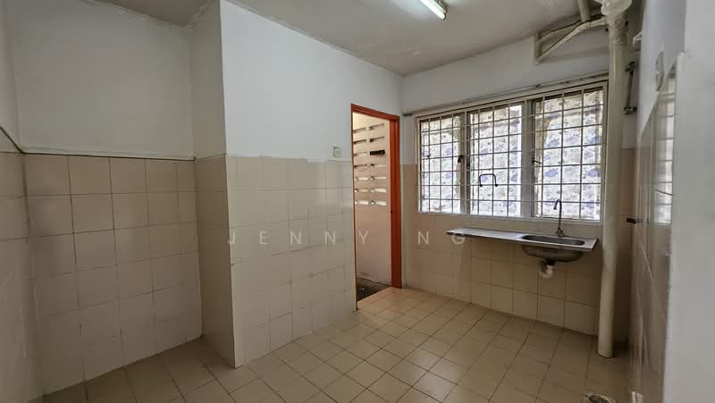 Apartment for Rent at Dahlia Apartment (Sri Rampai) - Jenny Ng - Kitchen - PropertyGuru.com.my