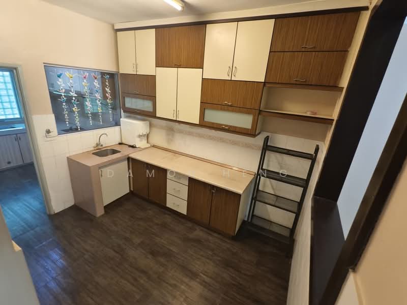Terraced House for Rent in Bandar Kinrara Seksyen 5 (Bandar Kinrara) - Damon Heng - Kitchen - PropertyGuru.com.my